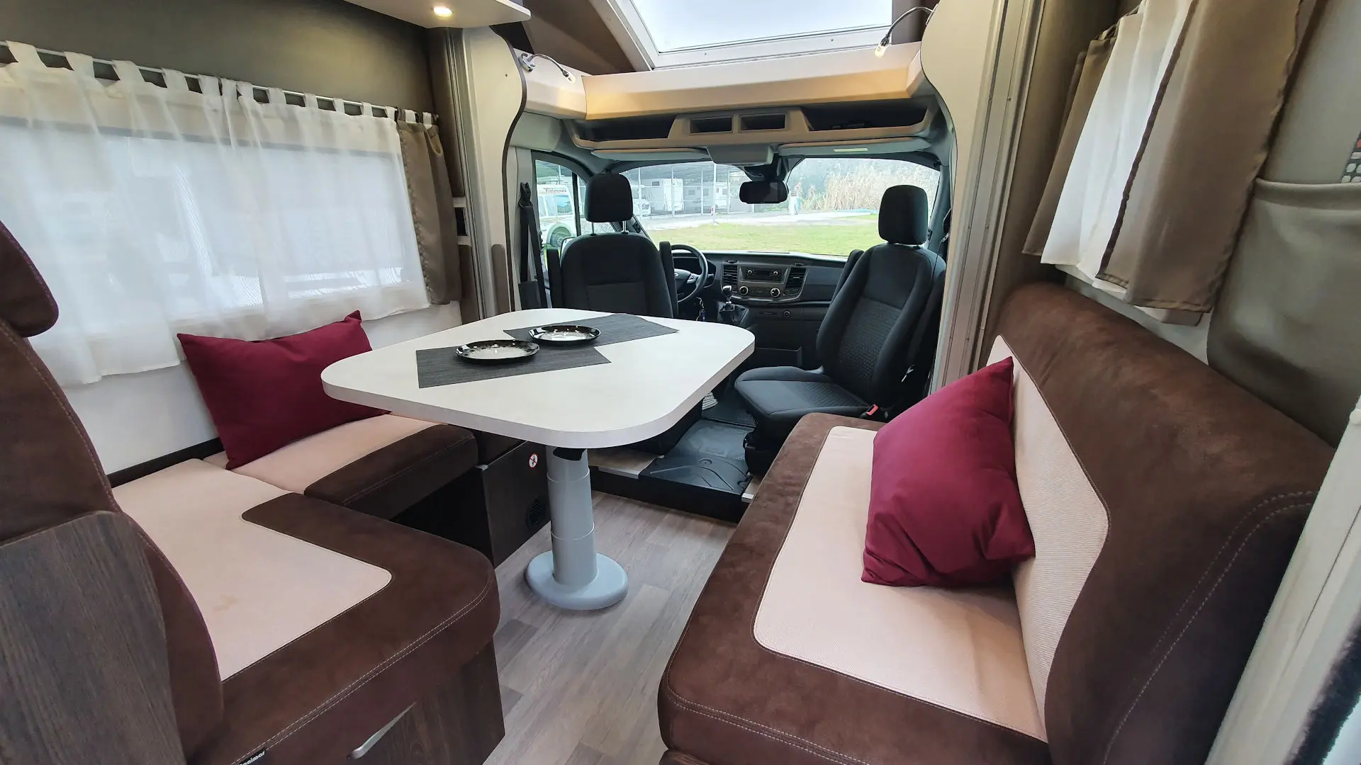 Foto de Autocaravana compacta Tessoro 481